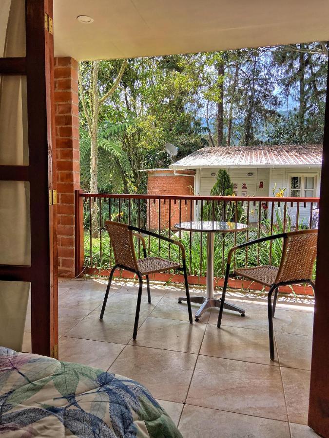 Finca Turistica De Alojamiento Rural Avalon Jardín Exteriör bild